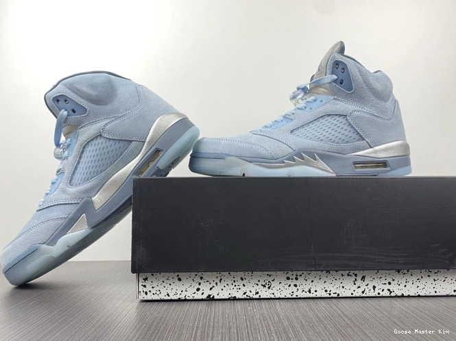 Bluebird 5 Air Jordan Retro DD9336-400 (W) 0529
